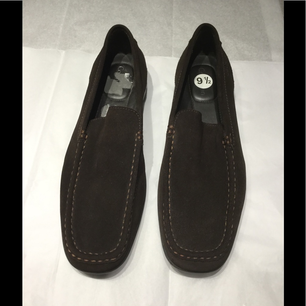 Casual work Calvin Klein brown suede loafer!